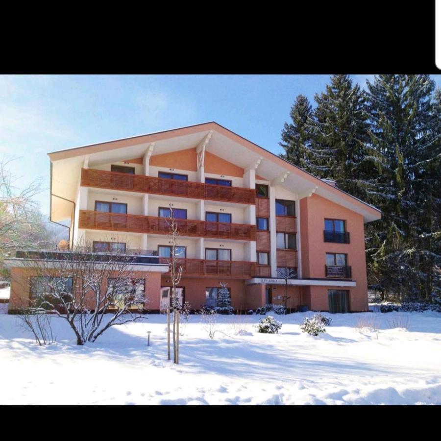 Alpe-Adria Apartments Chanel Top12 Oberaichwald  Exteriör bild